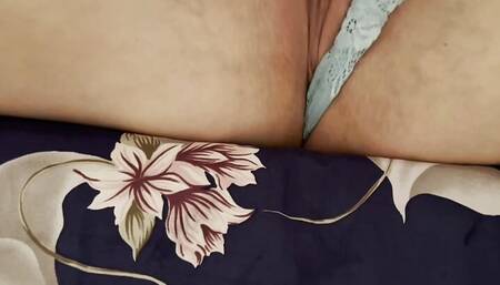 Oh my God, I'm cumming! Leaking cream in my warm wet. Close-up