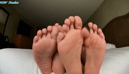 Latina Mamis back to tease with their sexy SOLES! - MOV