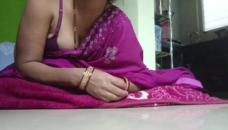 Hot Bhabhi Hindi Audio