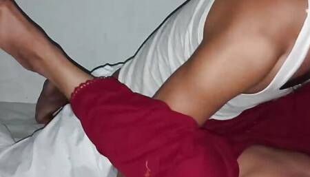 Aunty keh rahi hy aj bhot maza aya islambad main kisi k sath aisa maza nahi aya tha is say pehly jan