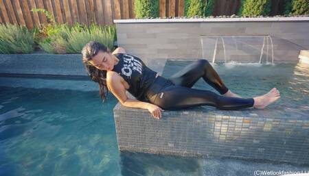 Kylie Gets Wet in Sporty Leggings, Tank Top and Sports Bra