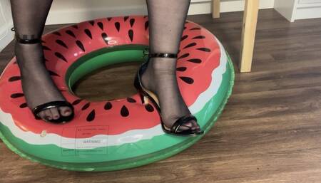 Strict office lady ruins annoying swim toys