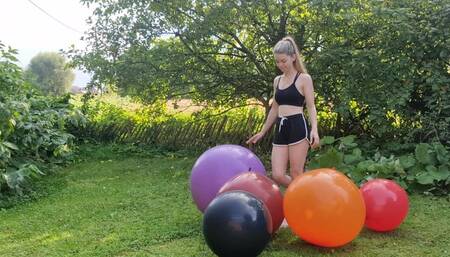 [CUSTOM] Karate looner girl