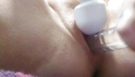 My pussy and clit cuming