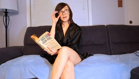 Stepmom shows me HOW TO RUB her PUSSY