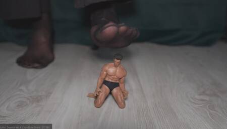 Tiny Slave play him with my feet 1 4k - foot worship - nylon worship - sweaty feet