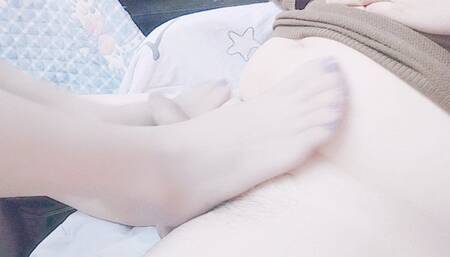 After get off work I touch you with my feet