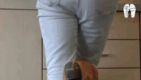 Trash bag crushing 49