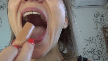 SWALLOWING BIG PIECES OF SAUSAGE 2