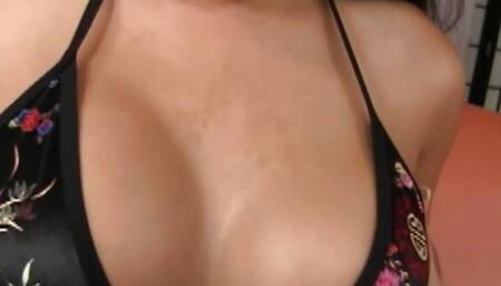 Sweet Latina with big nipples wants to fuck