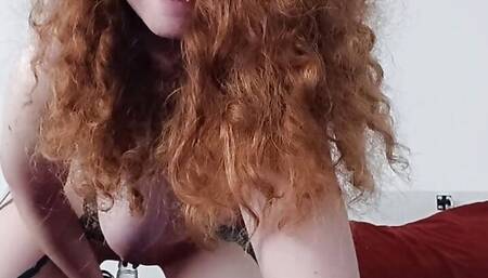 Vends-ta-culotte - Beautiful French redhead amateur girl in naughty lingerie has fun with her sextoys