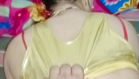Didi ko nahate dekh Bhai ne bedroom main le jaker mast choda stepsister and stepbrother Hard sexin bedroom