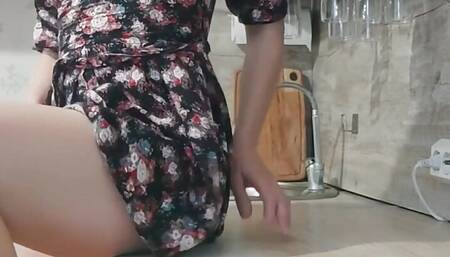Young and Horny. Very Hot Mommy Is Bored Alone at Home