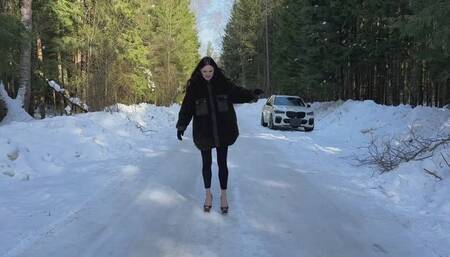 Walking on ice on 10 inches Zanotti shoes, Heelless on ice, girl on ice, slippery high heels