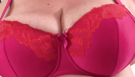 Mature BBW Lady Lynn Bends Over for a Machine Fuck Frenzy
