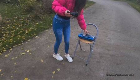 buttcrush and toycar crush with used nike sneakers