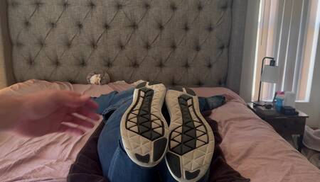 Lucy Stinky Soles Severely Whipped For Wasting Time