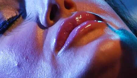 Hot Brunette Julia Ann Is Going Down & Dirty With Lisa Ann!