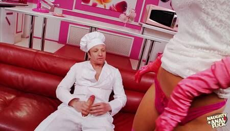 After washing the dirty dishes she let this pretty experienced chef spice up her cuisine