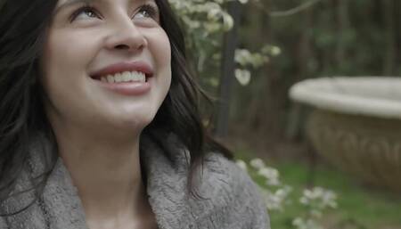 Kylie Rocket Gives Her Husband a Great Morning View