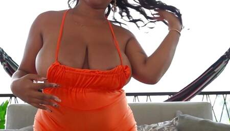 Deyan Ortiz: Cam Girl Cums