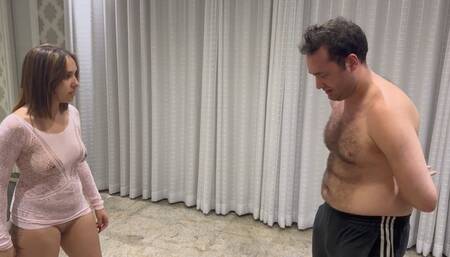 Brunette Brutal Ballbusting !