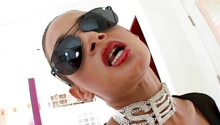 Annette Schwarz;Tory Lane