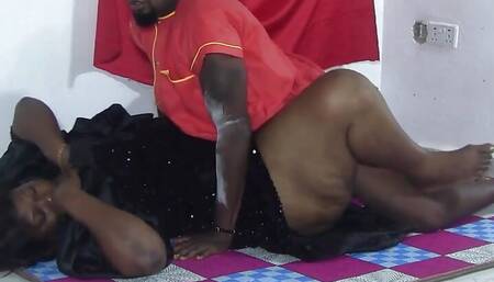 Fake Spiritualist Takes Advantage of Lonely Mature MILF, Cums on Her Face