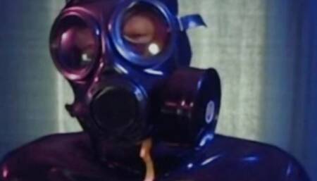 Rubber pissing Party