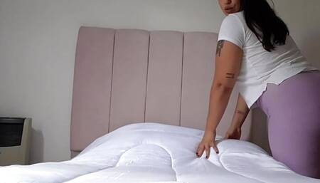 Sexy Latina Rips The BIGGEST Farts While Making Her Bed!