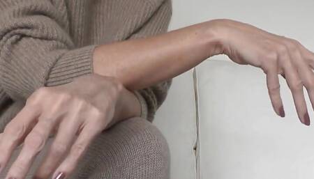 Lady Victoria Valente - Cashmere Knit Outfit, Beautiful Hands, Cocoa Fingernails, Close-ups, JOI