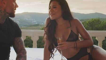 Sunsetles Andrea Retali's horniness.Spanish dark haired Andrea Retali passionately gets plumbed outdoors in utter HD -