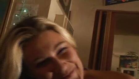 Sweet Blonde Cindy Crawford Handjob