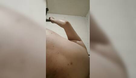 I'm a whore and I like to be fucked everywhere