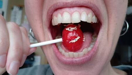 Lania sucks a candy full of tinies