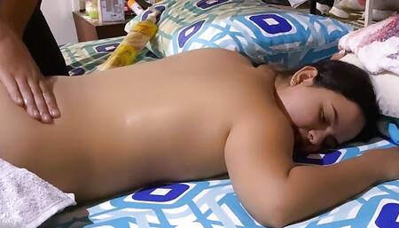 GIRL GOES HOME FOR A MASSAGE AND ENDS UP FUCKED