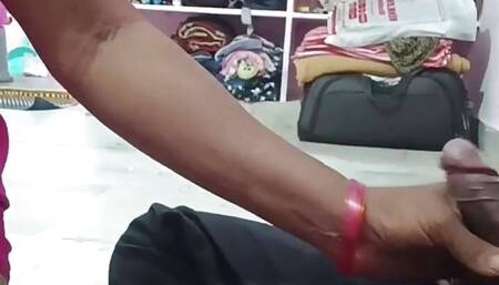 Indian Telugu aunty bowlojab doing outside with driver room