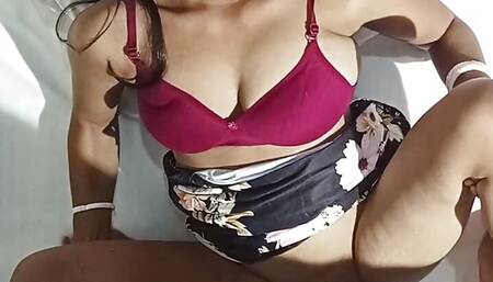 Desi Indian Collage professor did sex with her student, on his room after divorce