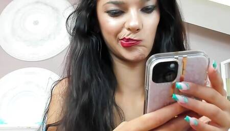 Stunning Redhead Babe ✨