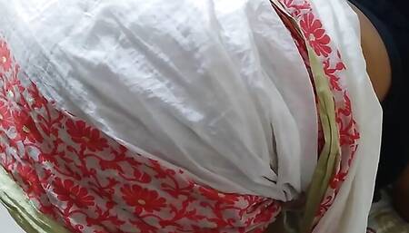 Shefali Bhabhi took loan from me but now she is not able to pay it back so She Give Me One day In Her Room Without Condom