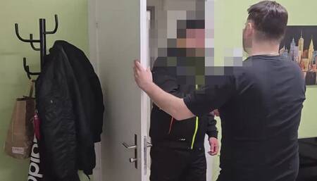 Married Installer-Worker accepts my offer and lets me give him a blowjob