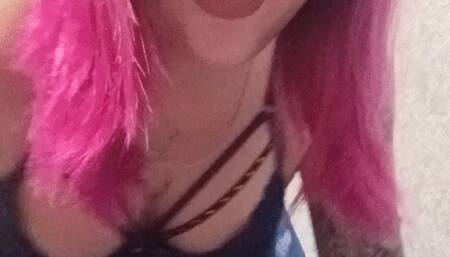 blow2pop balloon in room