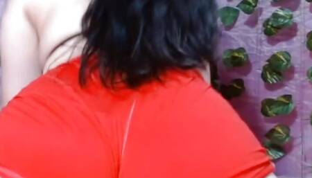 Big ass masturbates in front of her stepcousin