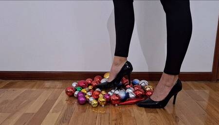 Crushing Christmas balls