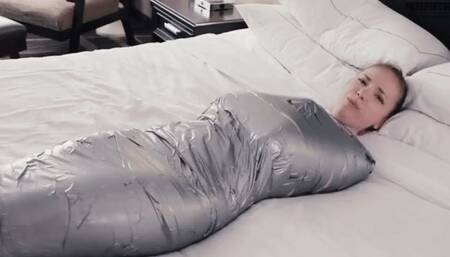 Lil Missy UK mummified by Pete