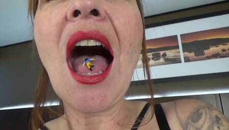 Shrinking My Boss Then Eating Him