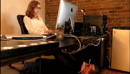 Andrea's Private Footstool - Extended Version - (Full HD 1080p Version)