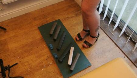 Giantess Lou crushes train coaches in big chunky heels extra high view