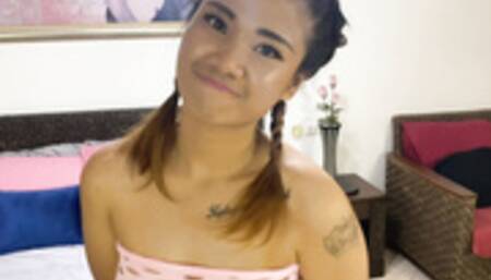 Eighteen year old Filipina gets filled up with semen