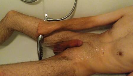 Edging and massive cumshot in the bathtube